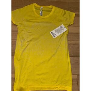 NWT Lululemon swiftly hip length short sleeve yellow 8 RARE AUS ONLY